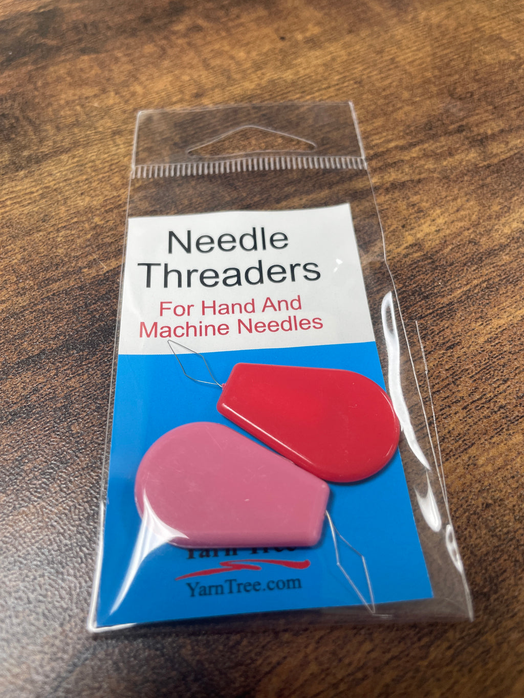 Colored Needle Threader (2 pack)