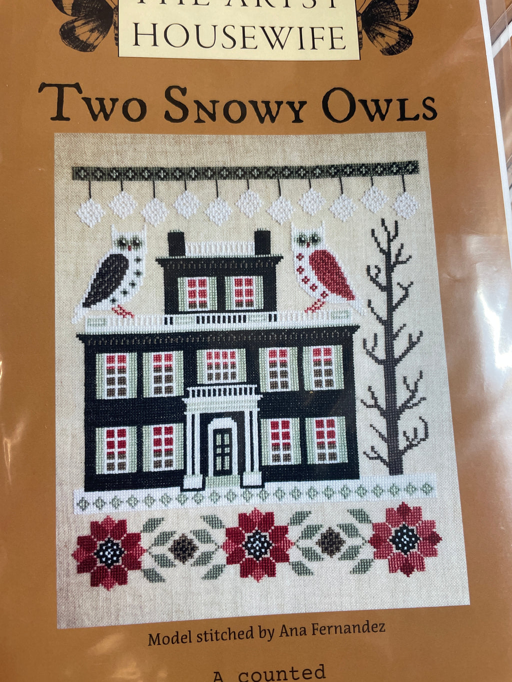 Two Snowy Owls