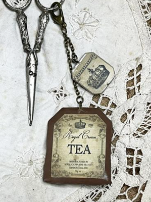 Royal tea Fob