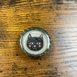 Cat Bottle Cap Needle Minder