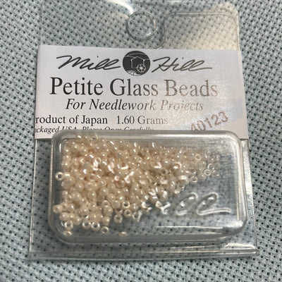 40123 Mill Hill Beads- Petite Cream