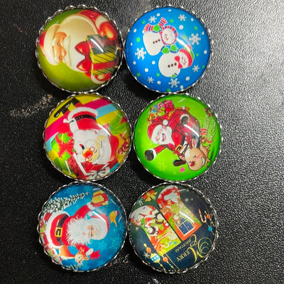 Christmas Bottle Cap Needle Minder