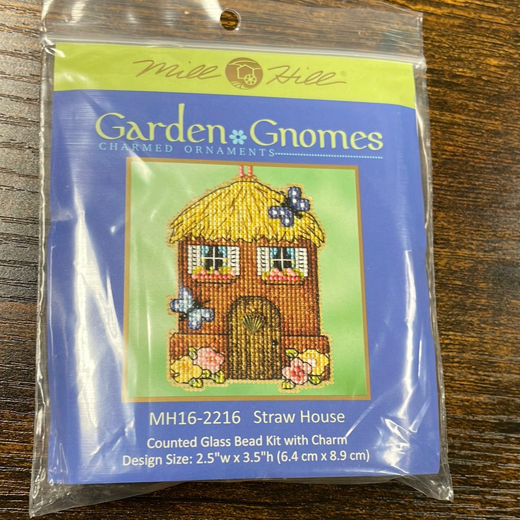 Garden Gnomes Straw House Mill Hill Kit